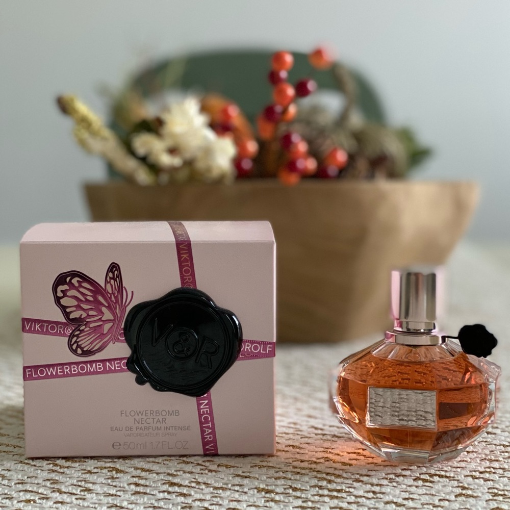 Viktor & Rolf Flowerbomb Nectar Eau de Parfum Intense Spray, 1.7 FL. OZ …